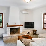 Lefkada By Omikron Selections Vavkerí