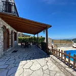 Lefkada By Omikron Selections *