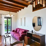 Lefkada By Omikron Selections Vavkerí