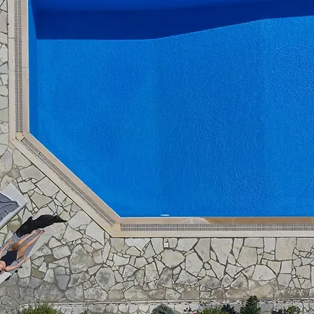 Vila Lefkada By Omikron Selections *