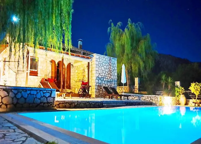 Lefkada By Omikron Selections Vavkerí