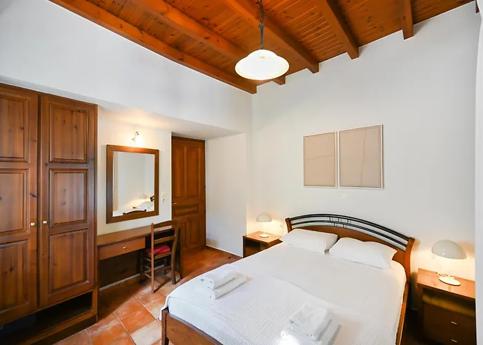 Lefkada By Omikron Selections * Vavkerí