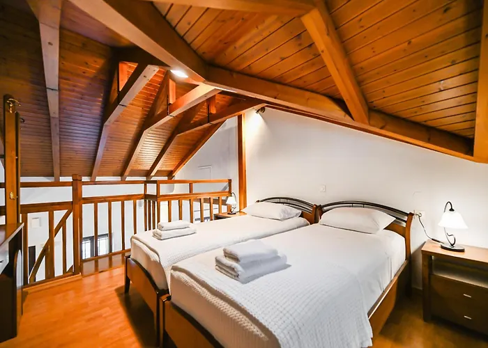 Lefkada By Omikron Selections * Vavkerí